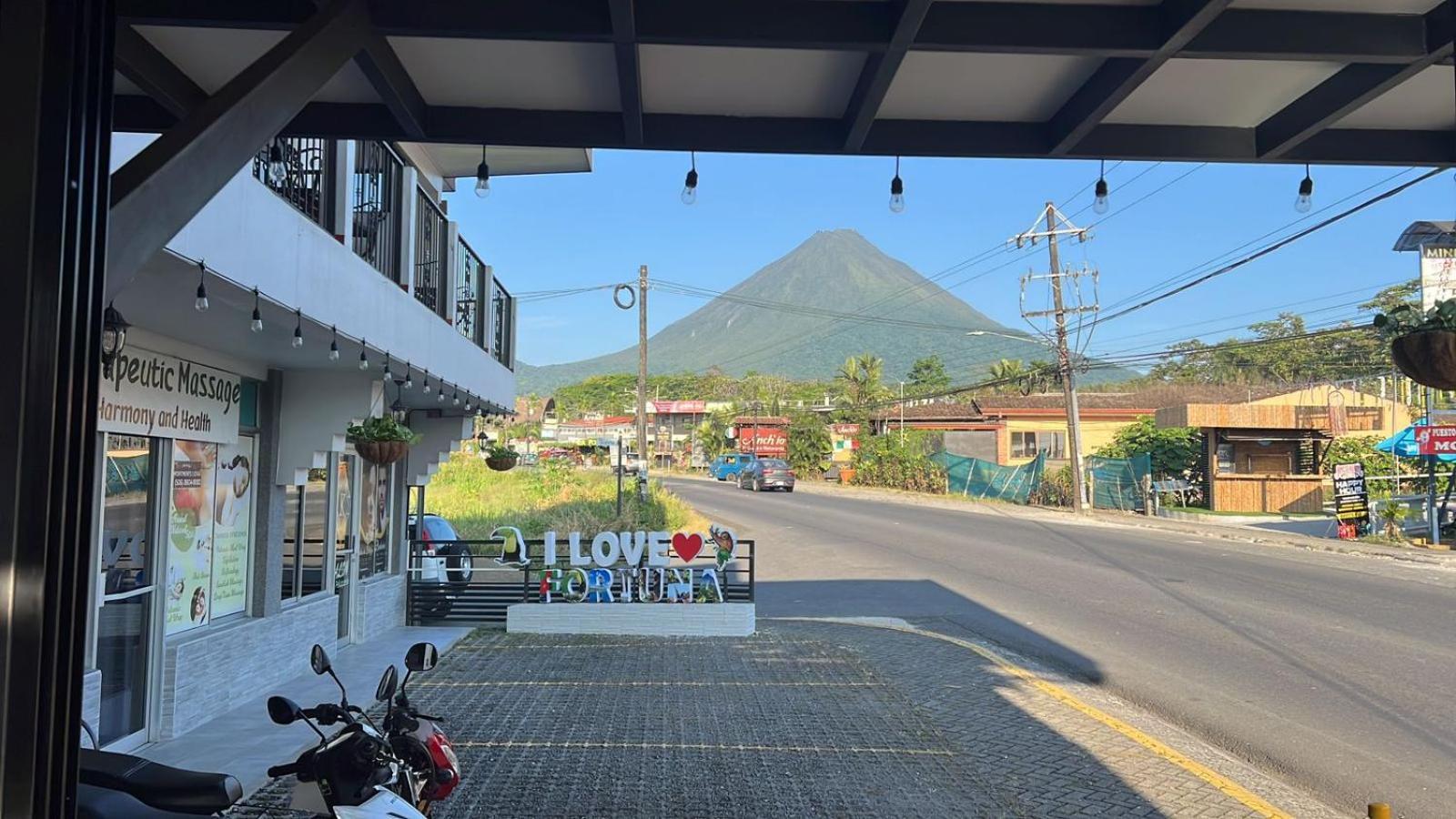 里贾纳酒店 La Fortuna 外观 照片