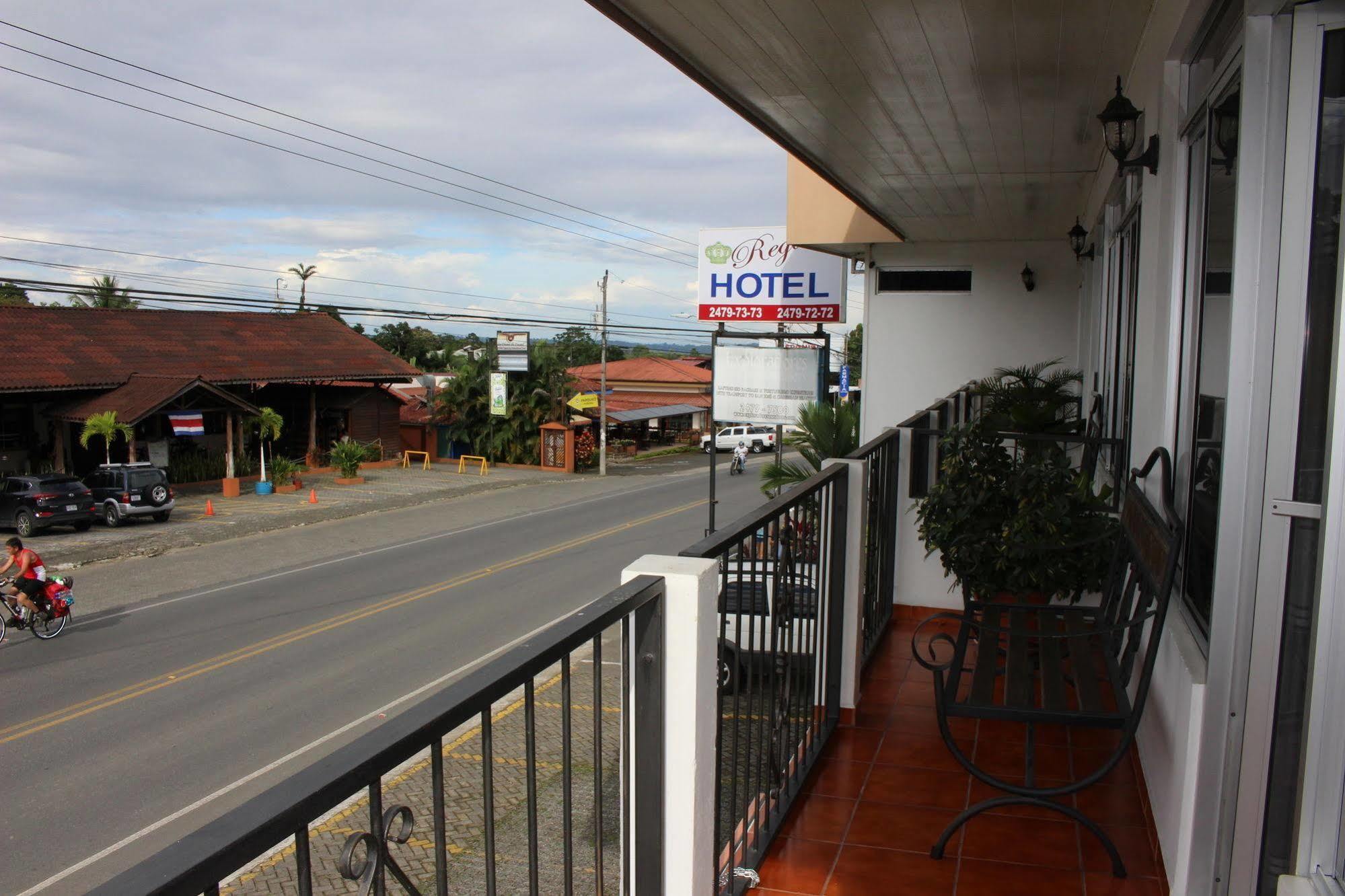 里贾纳酒店 La Fortuna 外观 照片